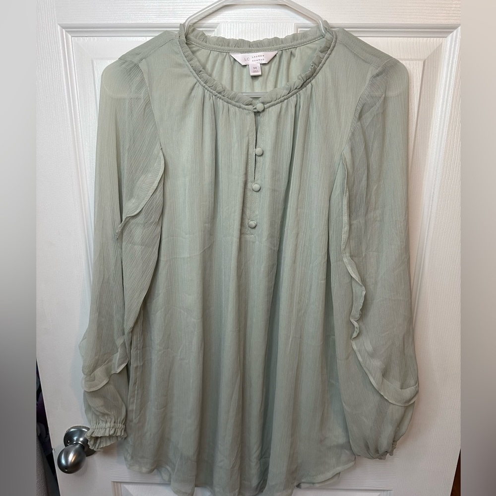 LC Lauren Conrad Light Green Sheer Lined Blouse Size Medium EUC